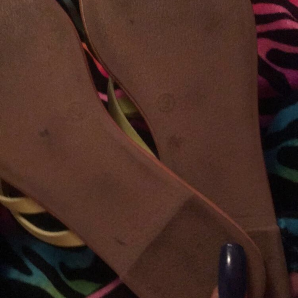 SANDALS - Picture 4 of 4